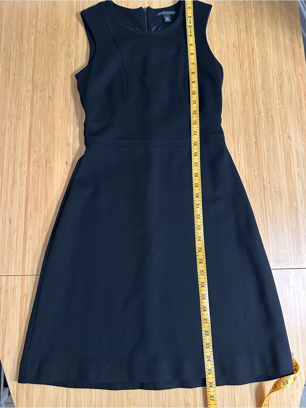 Banana Republic Vintage Classic Black Sleeveless A-Line Dress - Picture 10 of 11